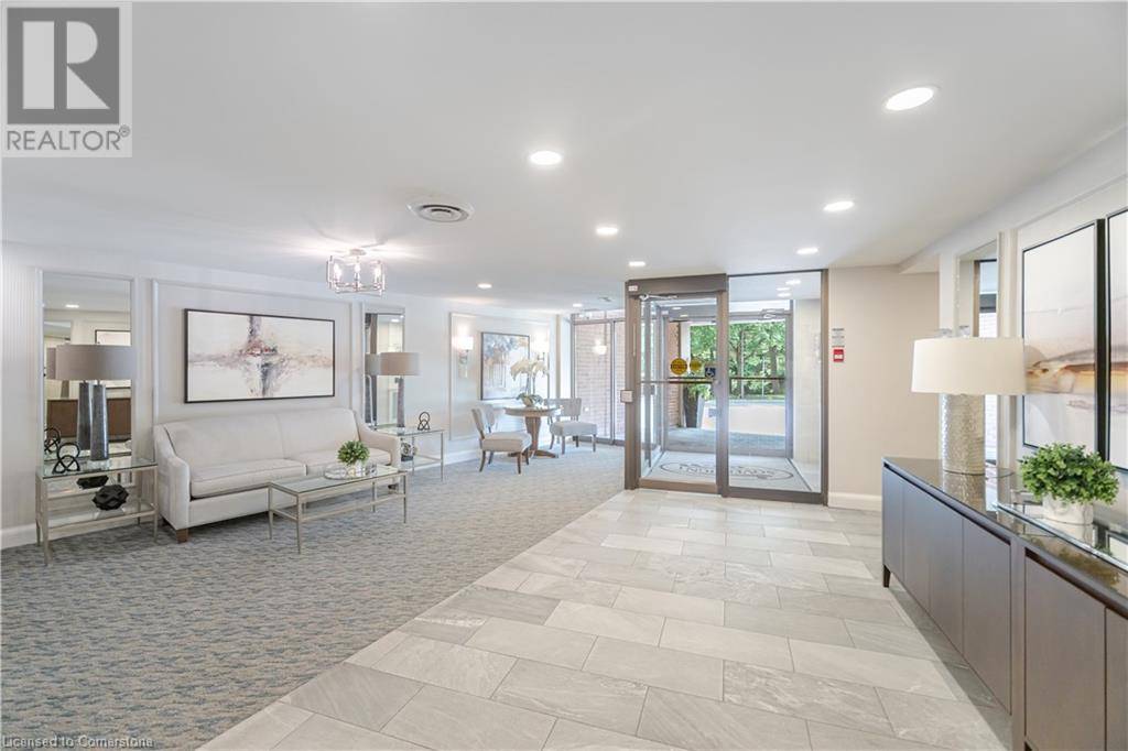 Oakville, ON L6H3K6,1230 MARLBOROUGH CT #606