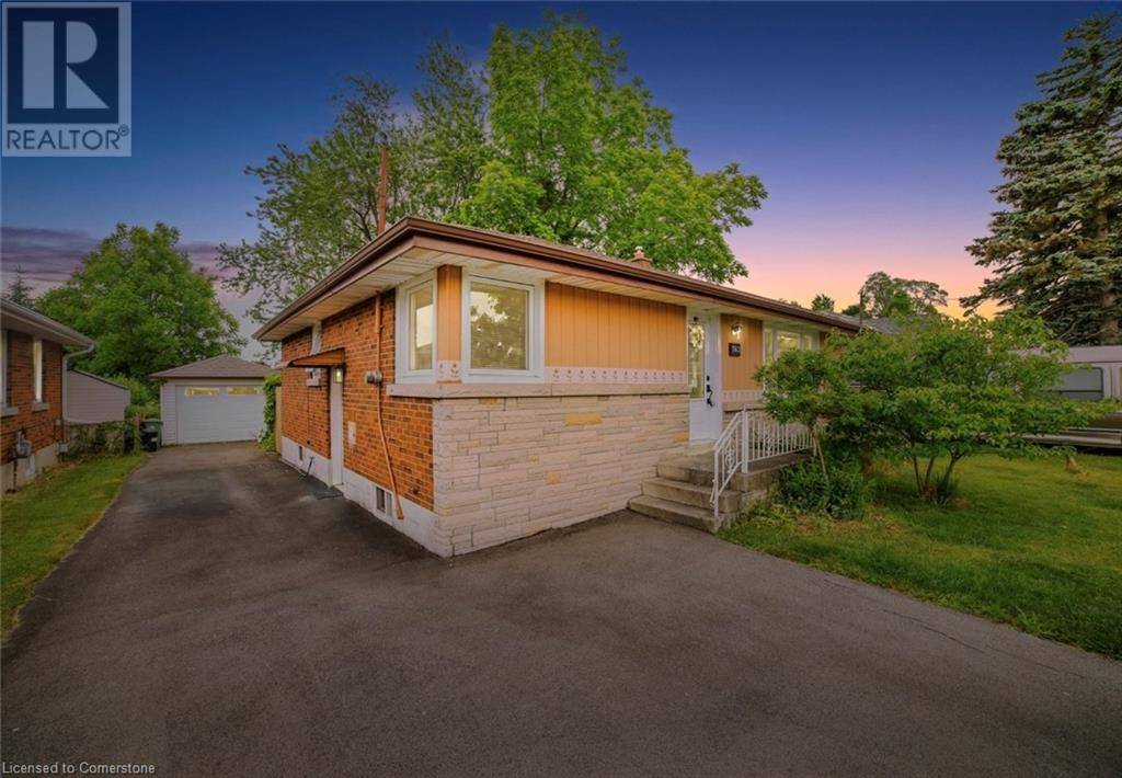 Hamilton, ON L8T3T8,763 UPPER OTTAWA Street