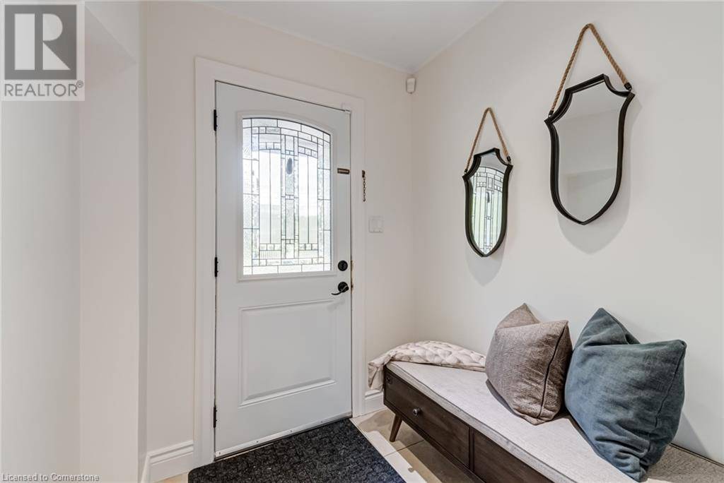 Mississauga, ON L5C2R8,1481 OTIS Avenue