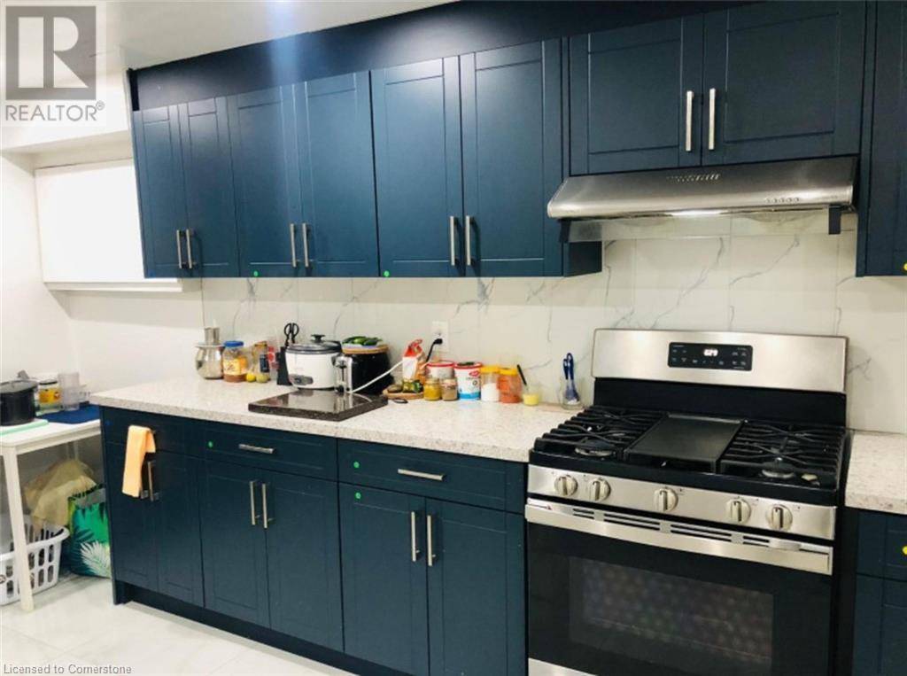 Cambridge, ON N1R5K5,71 ALEXANDER AVE #B1