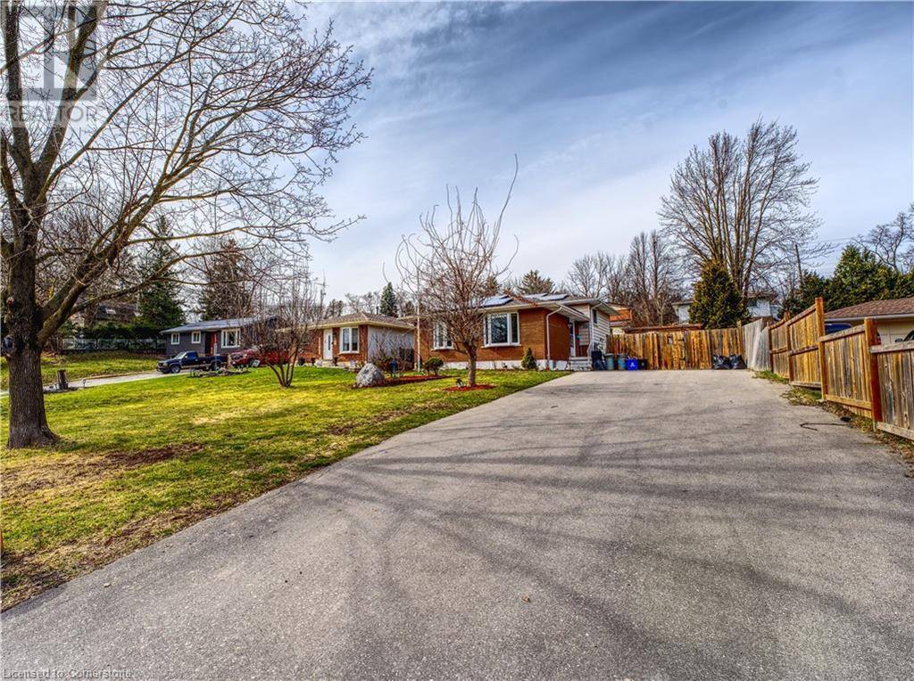 Simcoe, ON N3Y2S4,26 ASHTON Drive