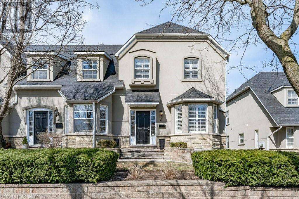 Burlington, ON L7T1X9,1061 NORTH SHORE BLVD East #5
