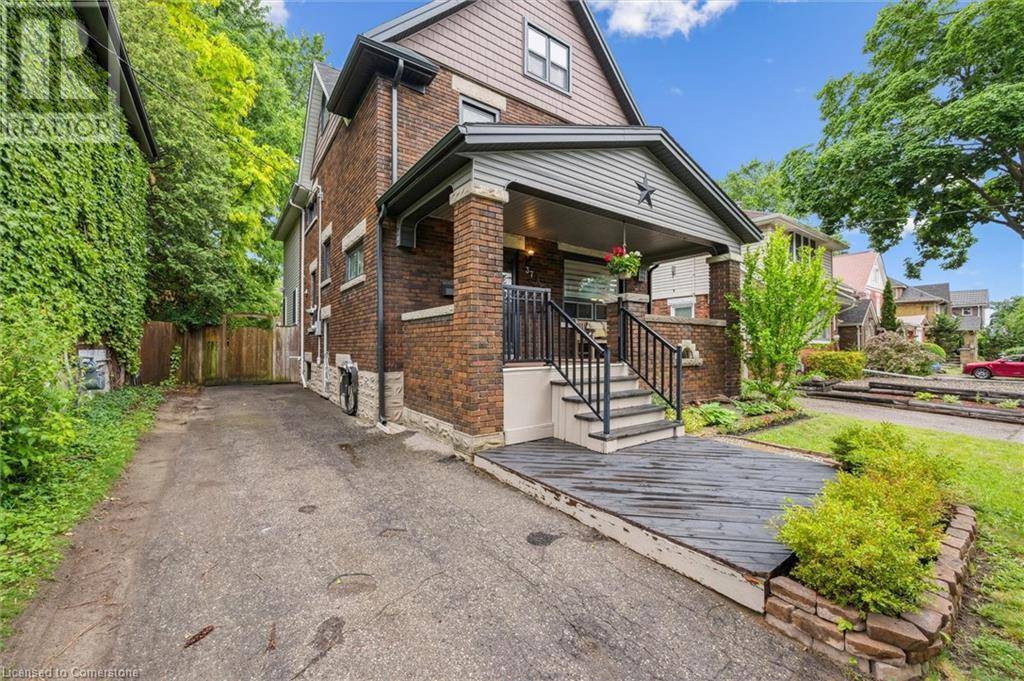 Kitchener, ON N2M1X2,37 BROCK Street