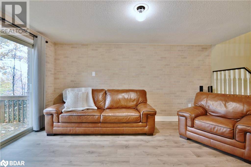 Barrie, ON L4N6W4,11 PHEASANT Trail
