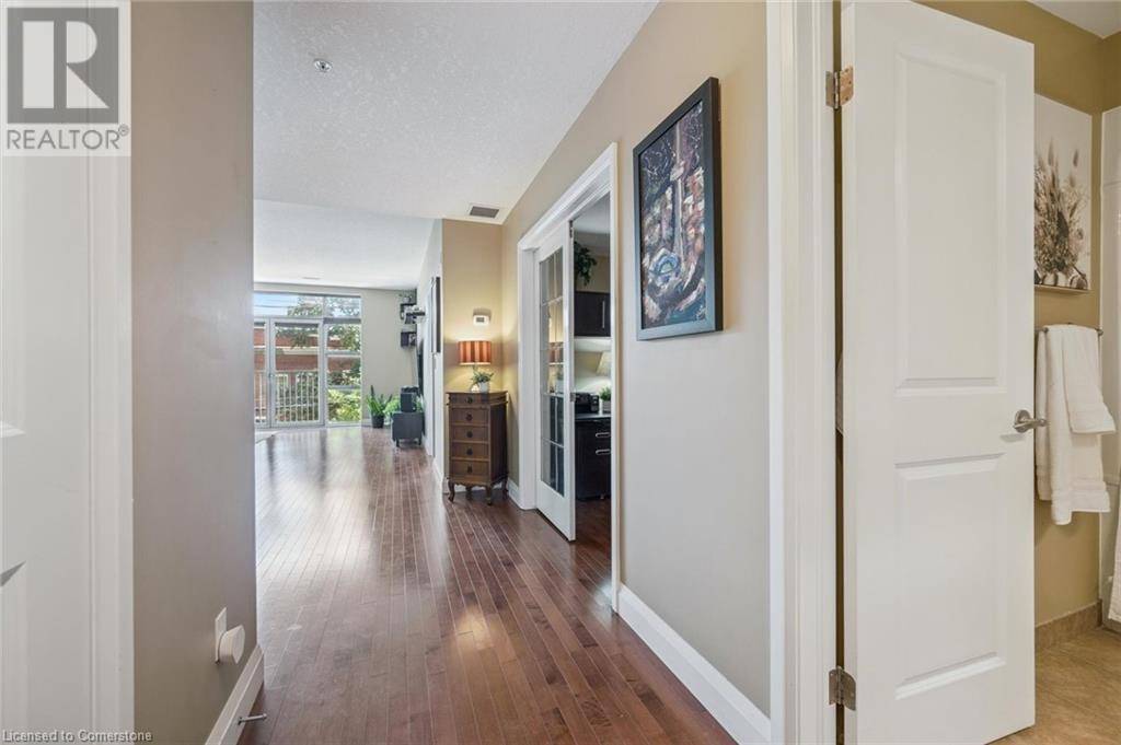Kitchener, ON N2H6T8,165 DUKE ST East #205