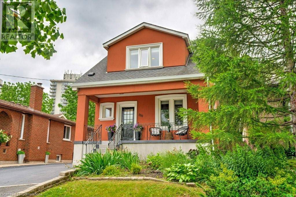 Hamilton, ON L8L4N9,550 HUGHSON Street N