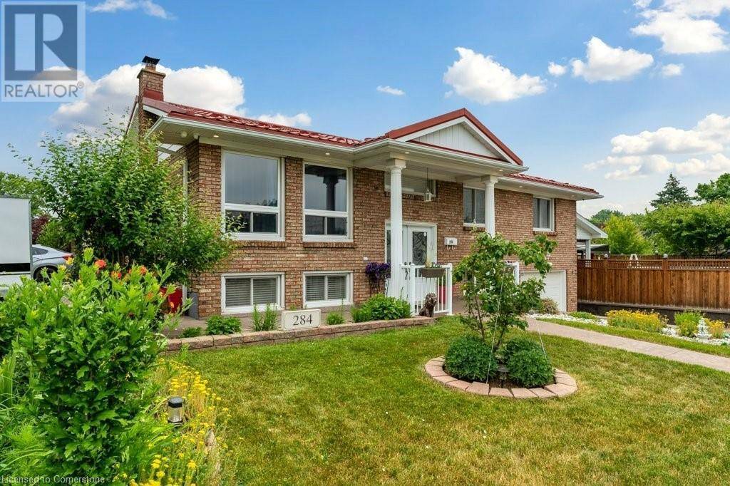 Stoney Creek, ON L8E2T5,284 CELTIC Drive