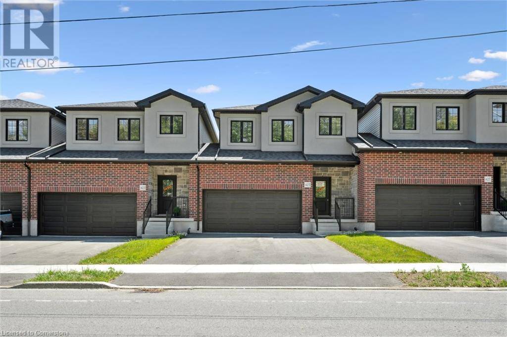 Waterloo, ON N2K0E8,423 WOOLWICH Street