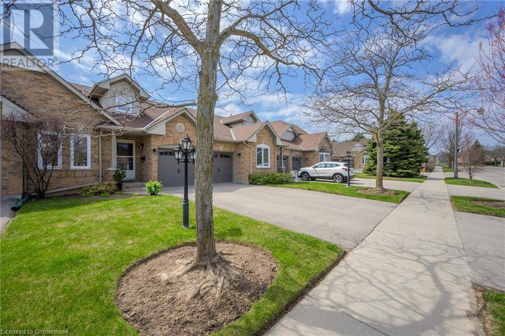 Burlington, ON L7M4L9,4275 MILLCROFT PARK DR #10