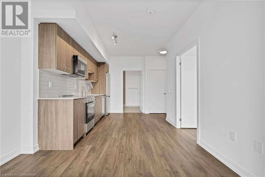 Kitchener, ON N3G0E4,15 WELLINGTON ST South #2814