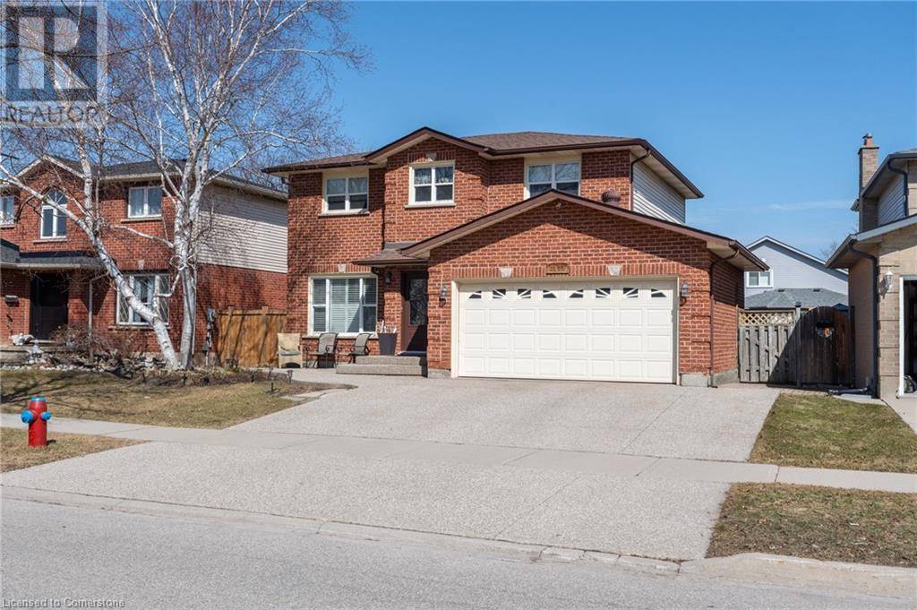 Burlington, ON L7M3R1,2137 CLEAVER Avenue
