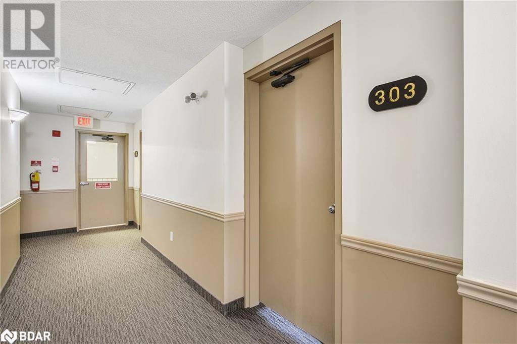 Orillia, ON L3V1J7,107 BOND ST #303