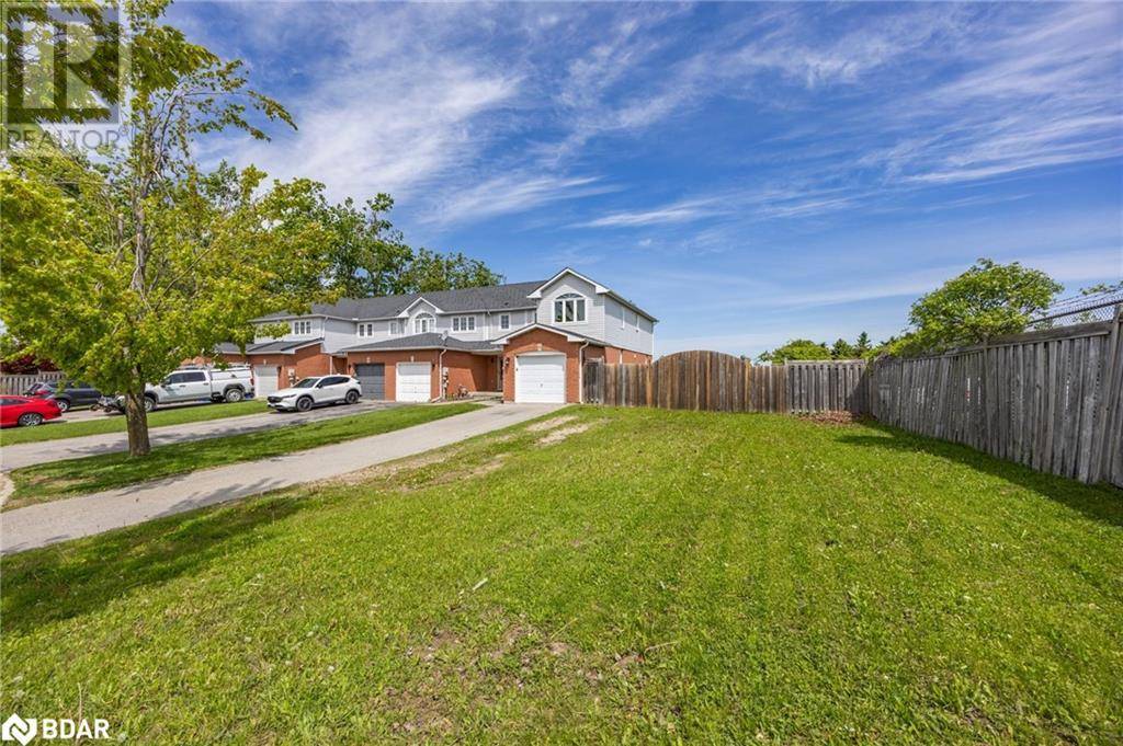 Barrie, ON L4N0T7,13 SUNSET Place