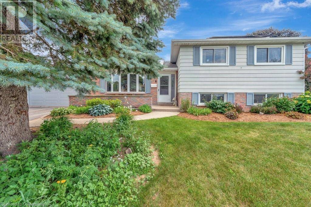 Paris, ON N3L3N2,77 MAGNOLIA Drive