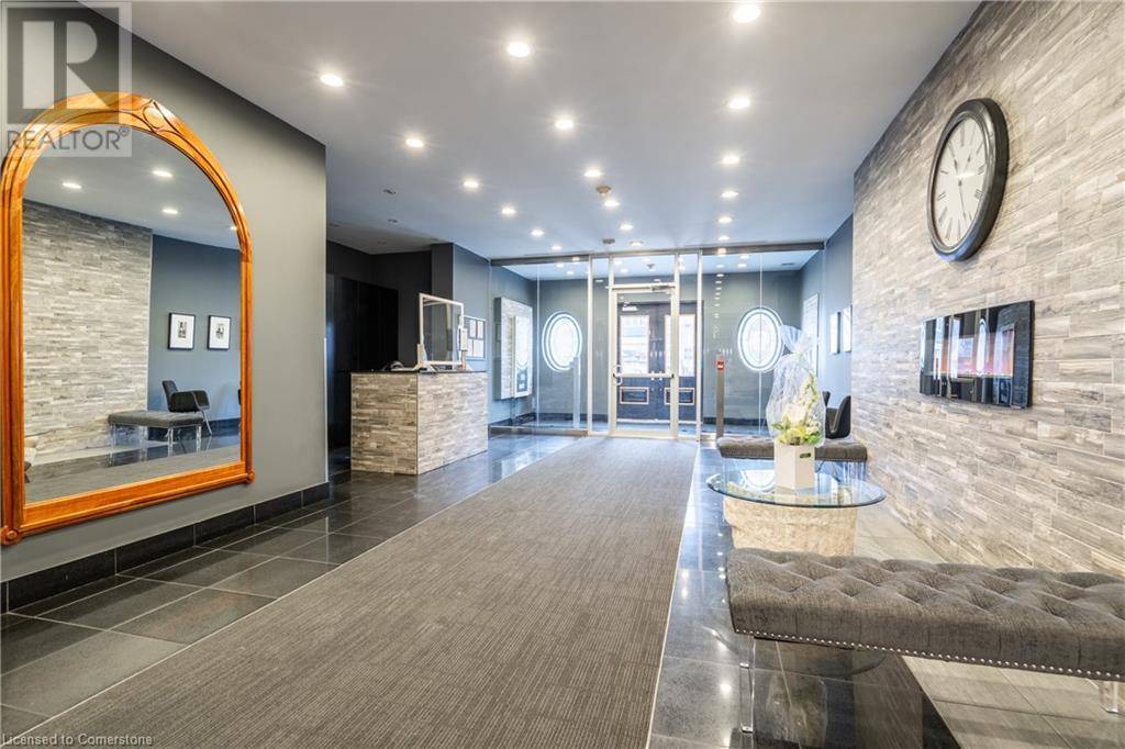 Hamilton, ON L8P2Z6,135 JAMES ST South #1206
