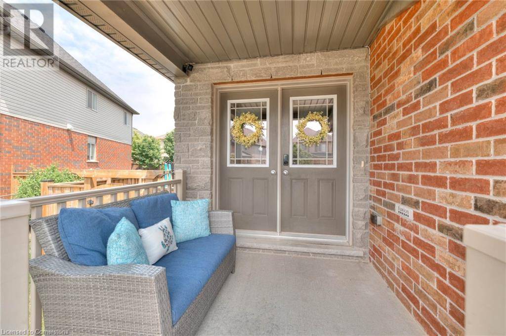 Kitchener, ON N2K4J8,129 COOPERSHAWK Street