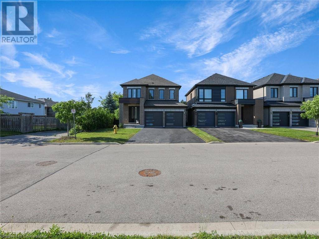Cambridge, ON N1R0C4,4 SLATER STREET Street