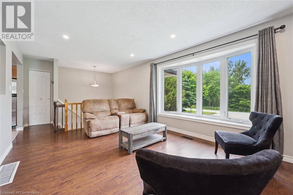 Mount Forest, ON N0G2L0,9505 MAAS PARK Drive