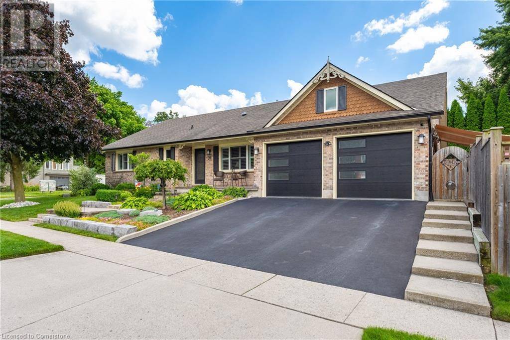 Cambridge, ON N1R8A2,71 SANTA MARIA Drive