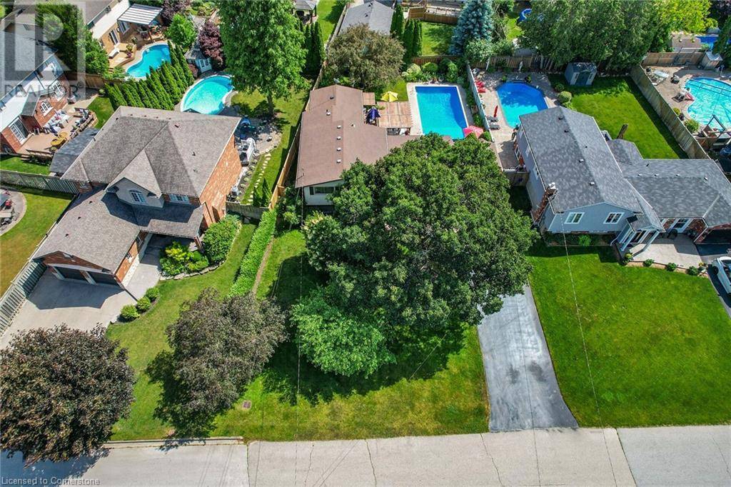 Grimsby, ON L3M1C6,12 ELGIN Street
