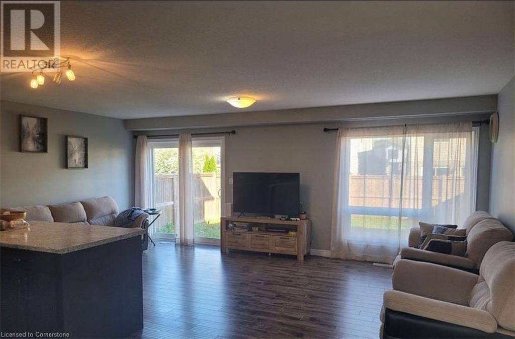 London, ON N6G0R4,766 FREEPORT Street