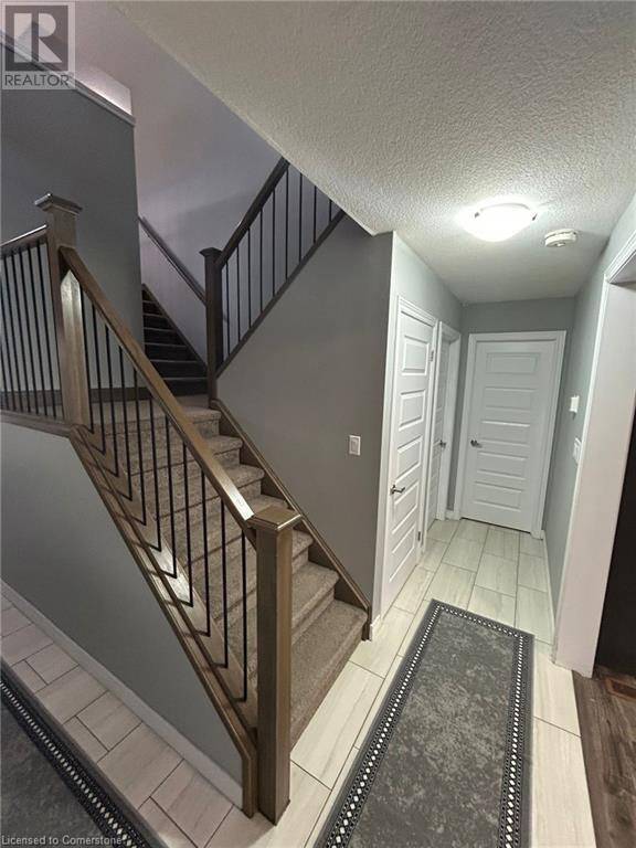 London, ON N6G0R4,766 FREEPORT Street