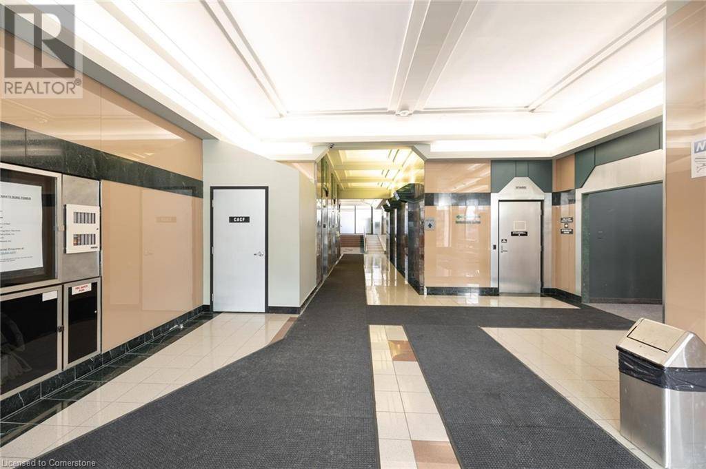 Kitchener, ON N2H3W4,30 DUKE ST West #106