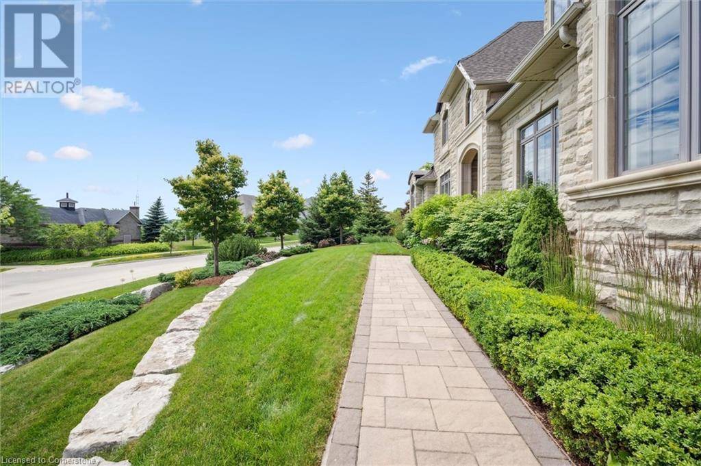 Kitchener, ON N2C2V2,253 RIVER BIRCH Street
