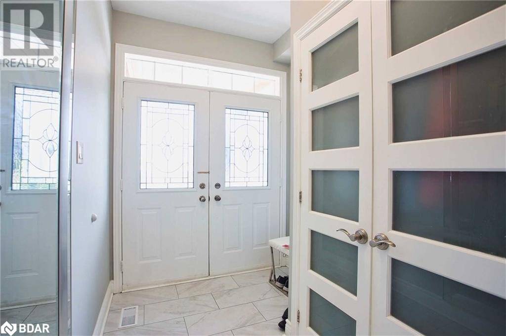 Mississauga, ON L4Z4K4,158 BRETON AVE #Main/Upper