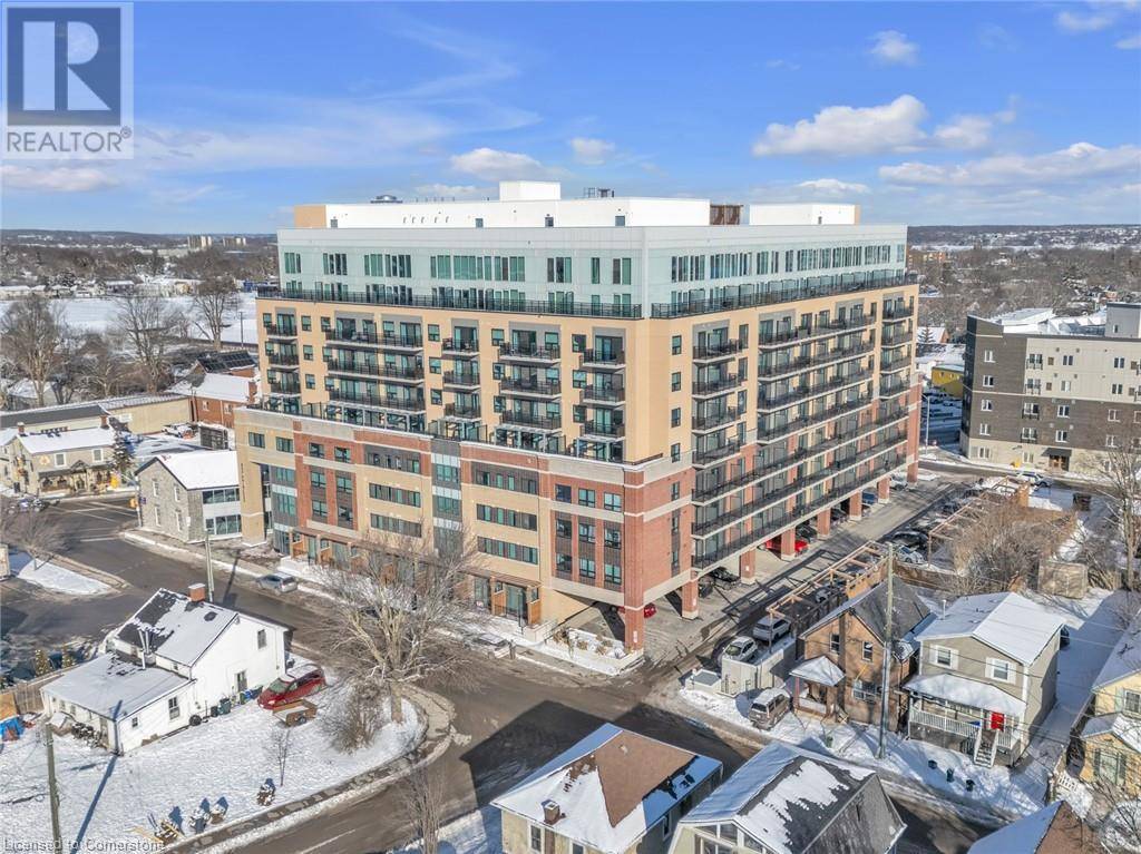 Kingston, ON K7L1E5,652 PRINCESS ST #216
