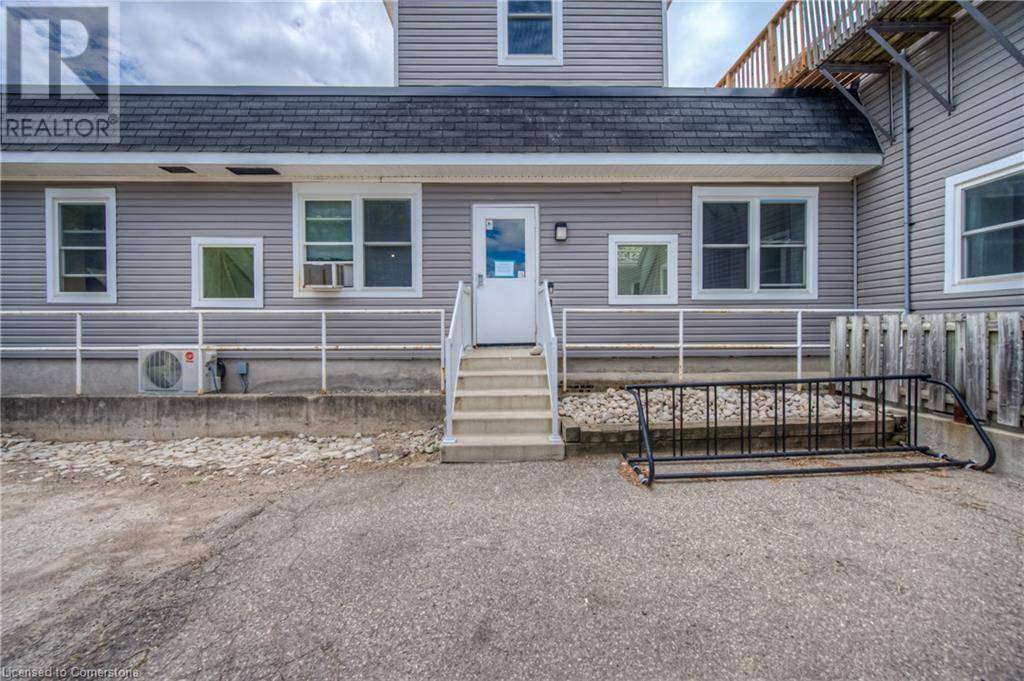 Cambridge, ON N3H3L1,1123 QUEENSTON Road