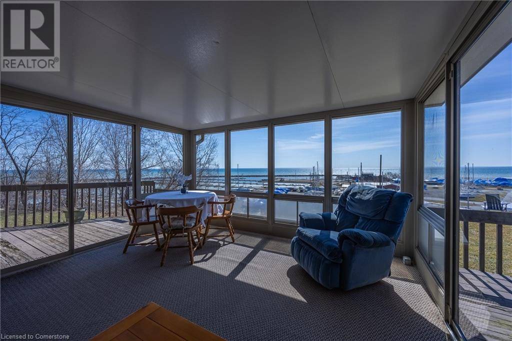 Port Dover, ON N0A1N7,16 DEAN Avenue