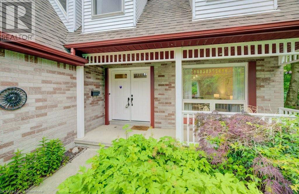 Kitchener, ON N2A3J4,33 MANITOULIN Crescent