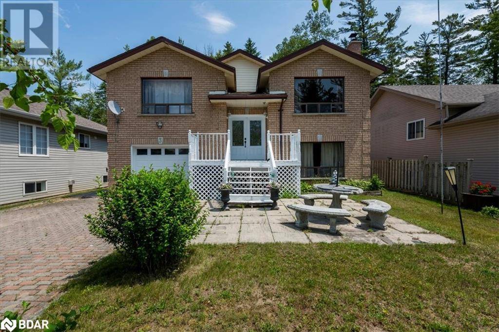 Wasaga Beach, ON L9Z1X5,3 51ST Street S