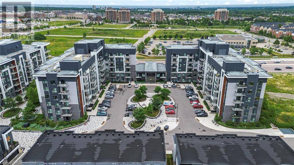 Oakville, ON L6H0X2,102 GROVEWOOD COMMON #121