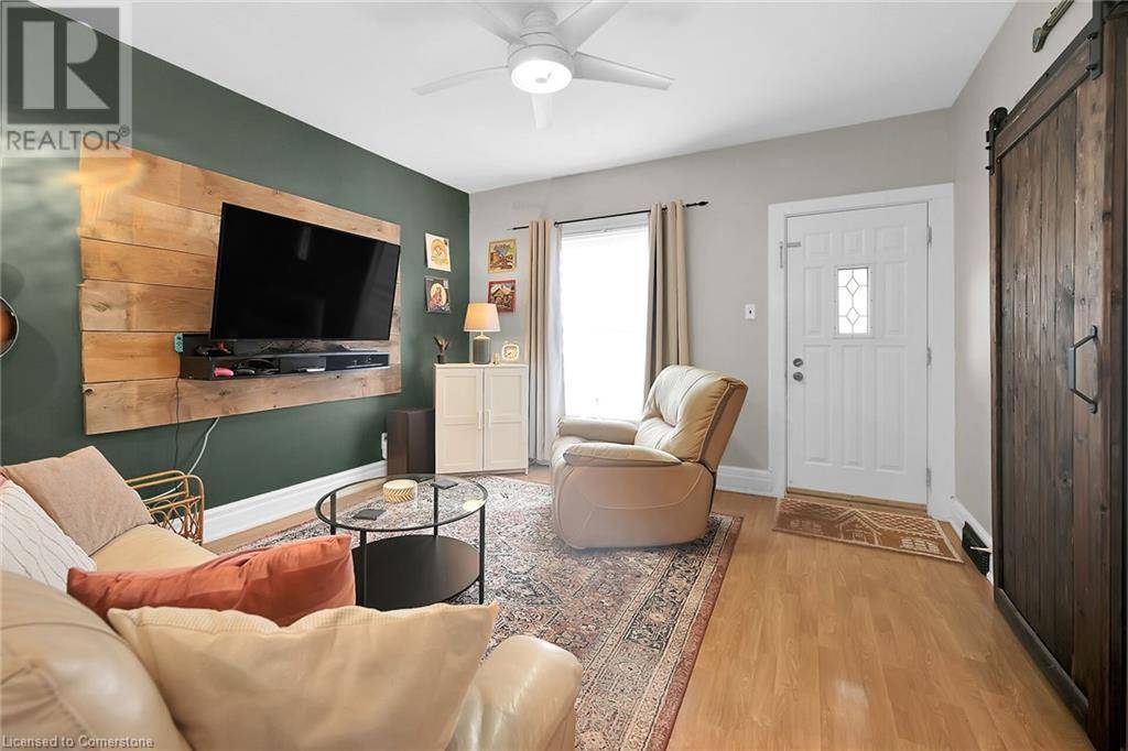 Hamilton, ON L8L7N4,149 KENSINGTON Avenue N