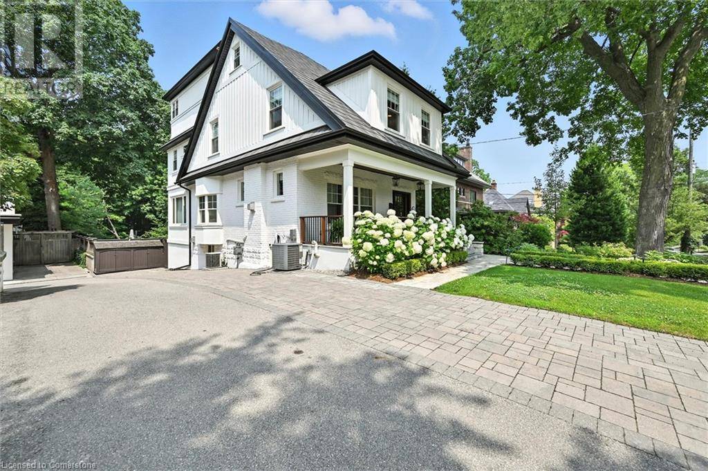 Hamilton, ON L8P4N9,112 CHEDOKE Avenue