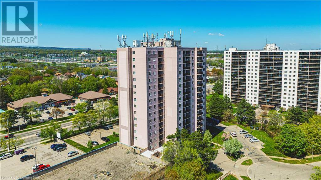 Burlington, ON L7T3Z7,975 WARWICK CT #1410