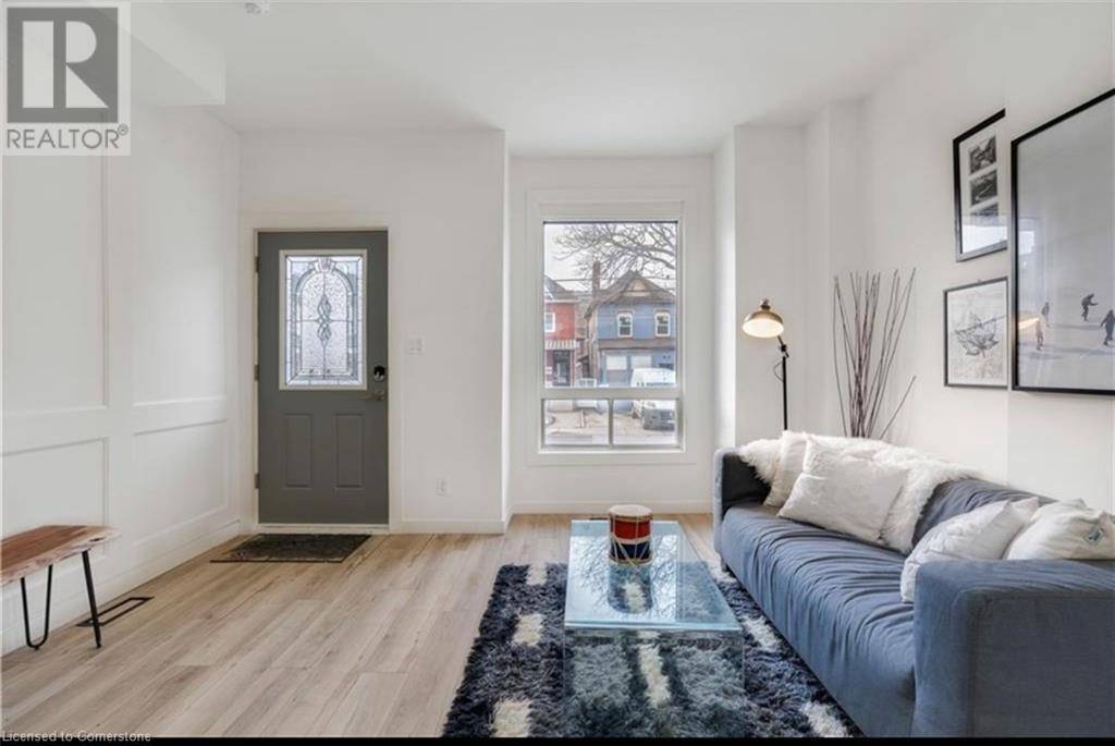 Hamilton, ON L8L6G8,40 FULLERTON Avenue