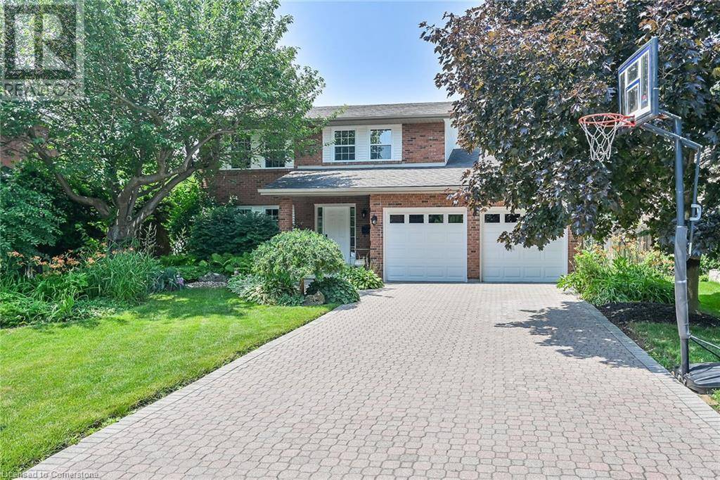 Ancaster, ON L9G4A6,6 TINDER Lane