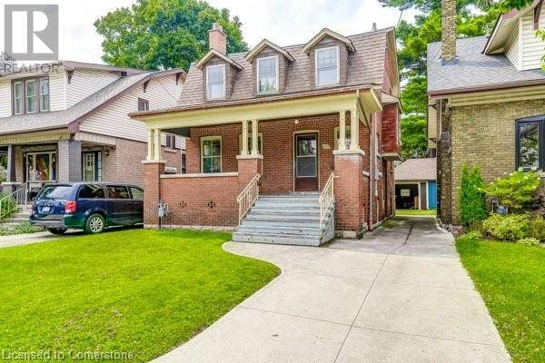 Hamilton, ON L8M3K3,182 BALMORAL Avenue S