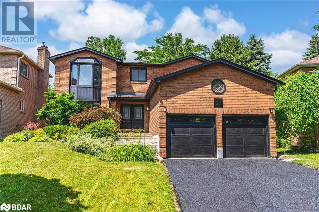Barrie, ON L4N6G8,21 AUTUMN Lane