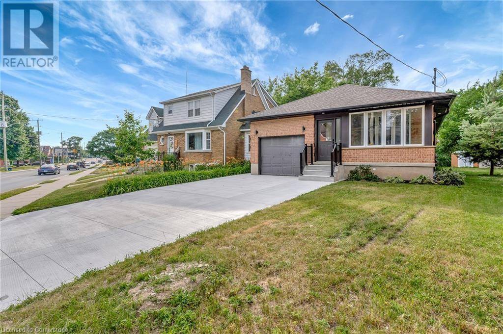 Kitchener, ON N2M3B8,126 HIGHLAND Road W