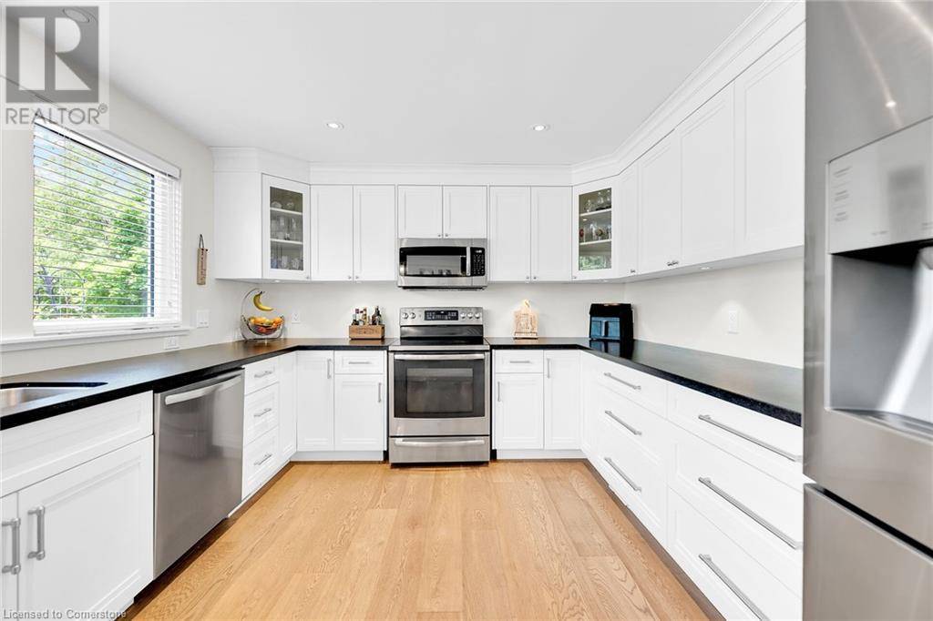 Waterdown, ON L0R2H0,140 WELLINGTON Street