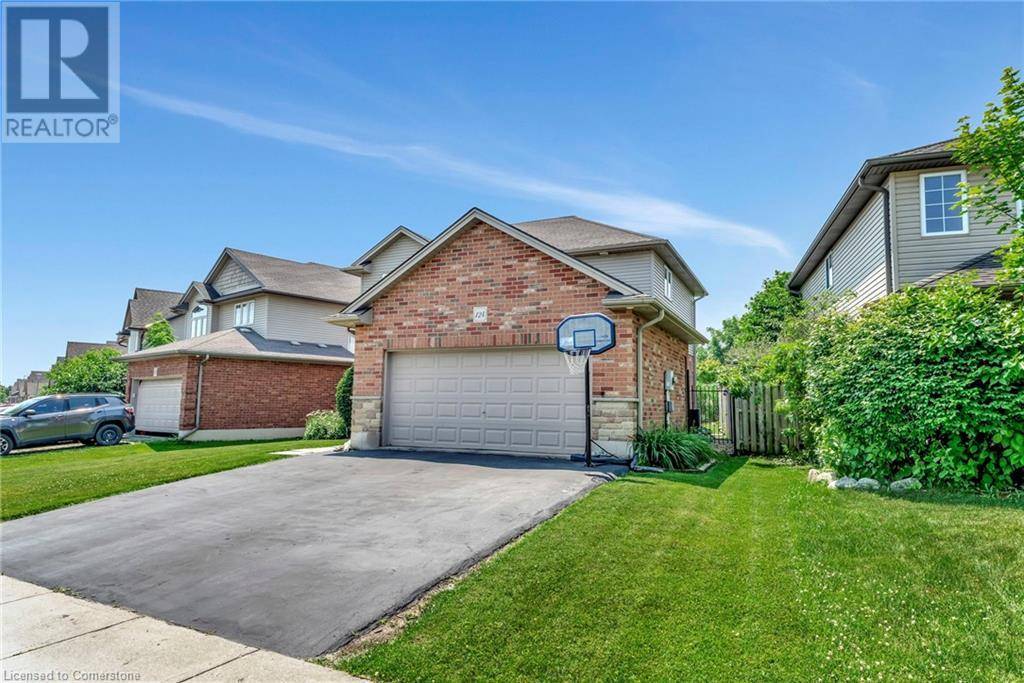 Woodstock, ON N4T0A1,124 CARDINAL Drive