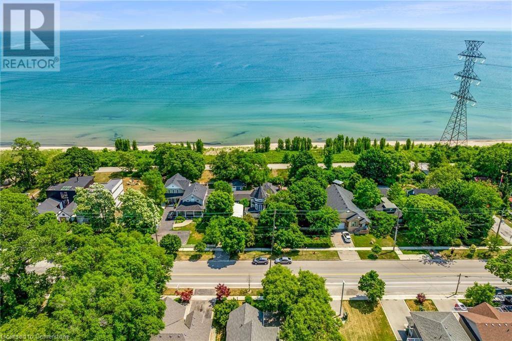 Hamilton, ON L8H6Z7,957 BEACH Boulevard