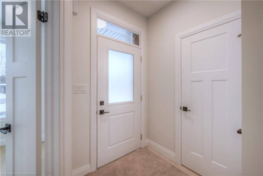 Cambridge, ON N1S4K9,264 BLAIR RD #1