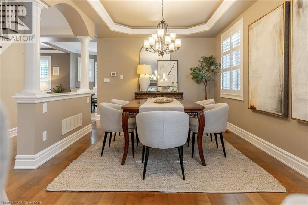 Oakville, ON L6M4R9,2179 GLENCAIRN Road