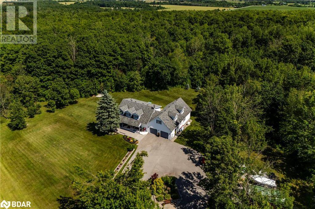 Oro-medonte, ON L0K1N0,403 MOONSTONE Road E