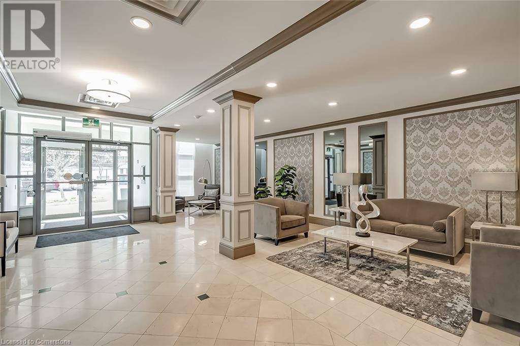 Burlington, ON L7S2L7,442 MAPLE AVE #408